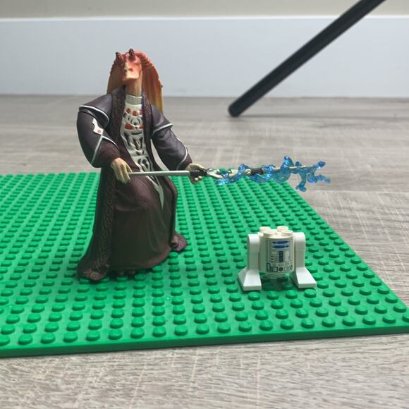 Star Wars Lot Jar Jar Binks LEGO R2D2 - Picture 1 of 2